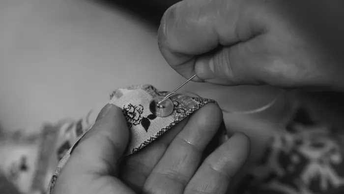 Hand Sewing Projects for Small-Space Households: Essentials